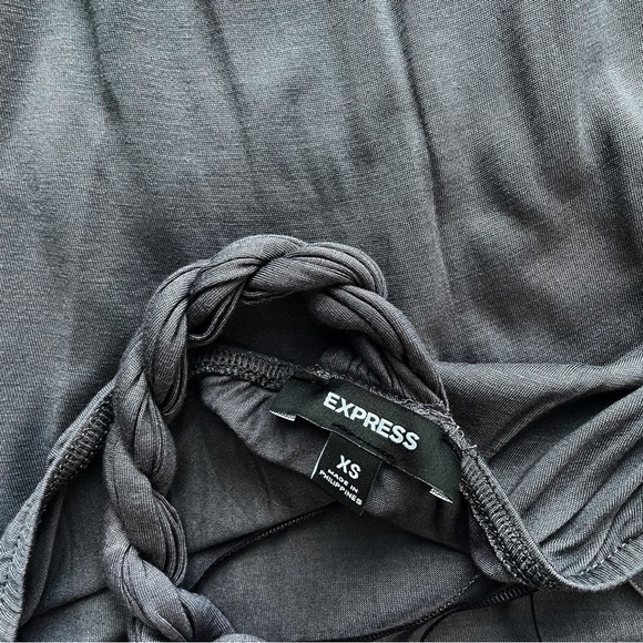 Express Women’s Gray Sequin Braided Back Elastic Waist Halter Tank Top Size XS - Picture 6 of 6